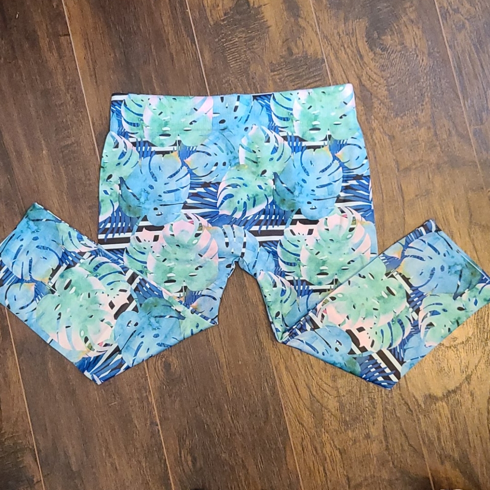 Capri length leggings